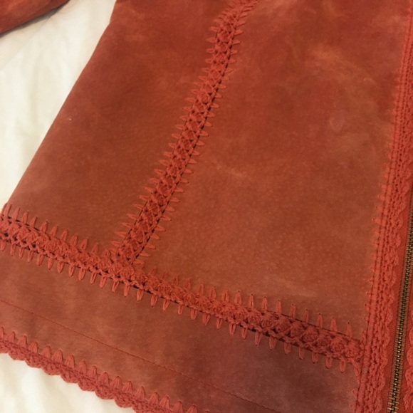 Cabela’s Pink Leather Jacket - Picture 4 of 8